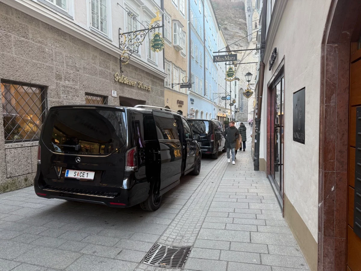 Mercedes-Benz V-class 2025 - Photo 2