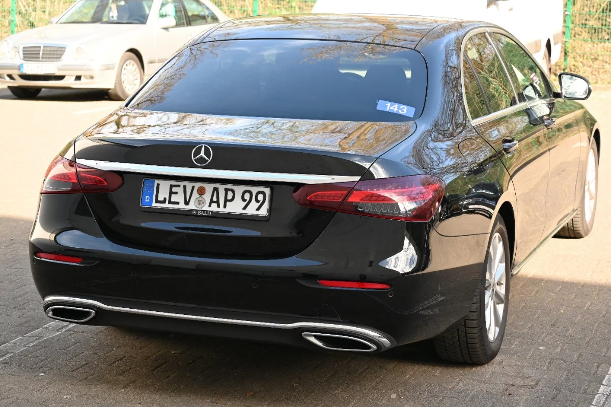 Mercedes-Benz E-class 2023 - Photo 3
