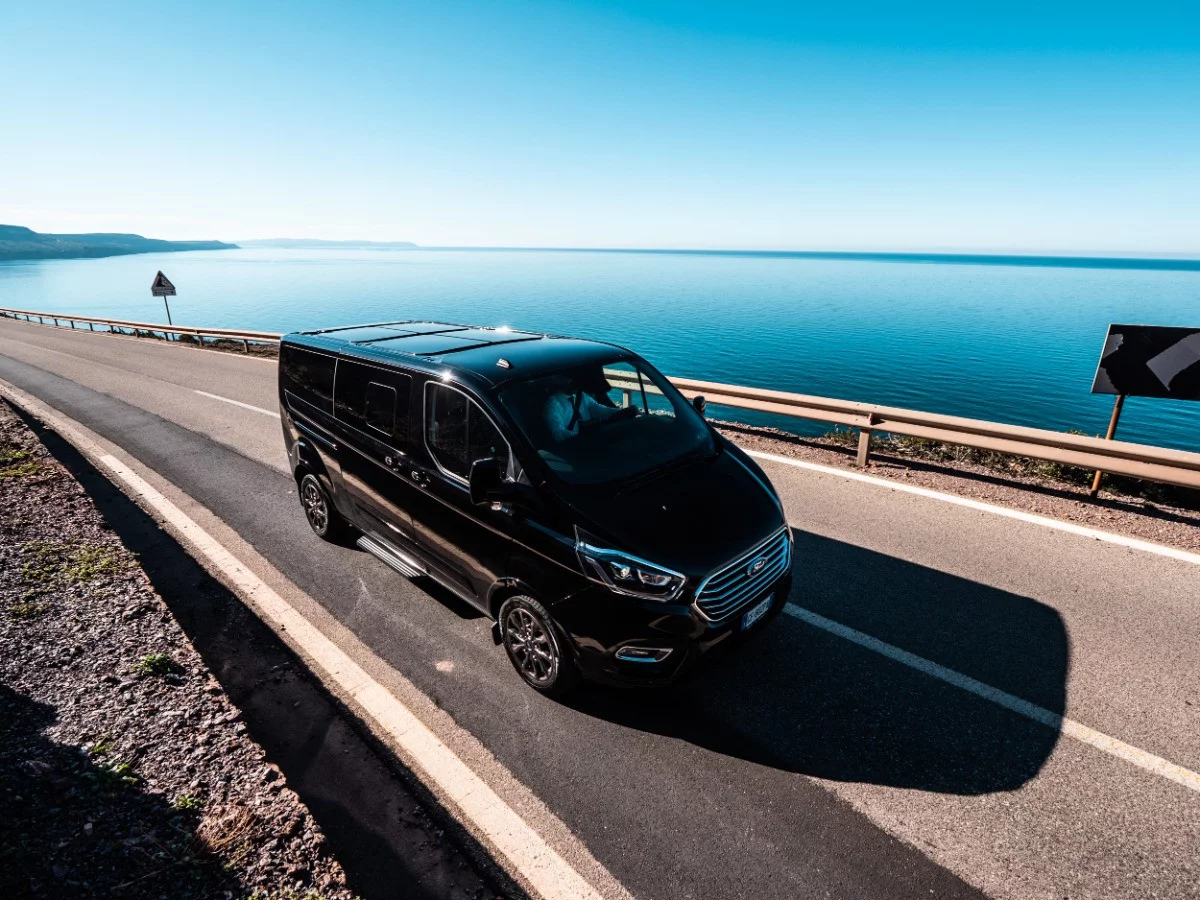 Ford Tourneo Custom 2021 - Photo 3