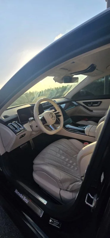 Mercedes-Benz Mercedes S class 2023 - Photo 2