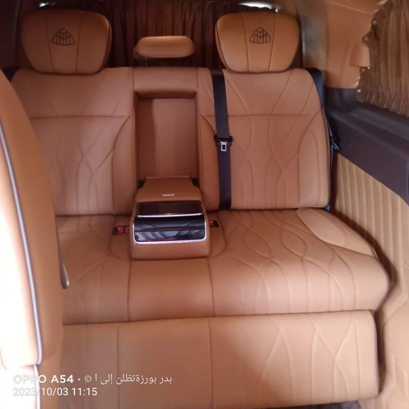 Mercedes-Benz Maybach 2023 - Photo 2