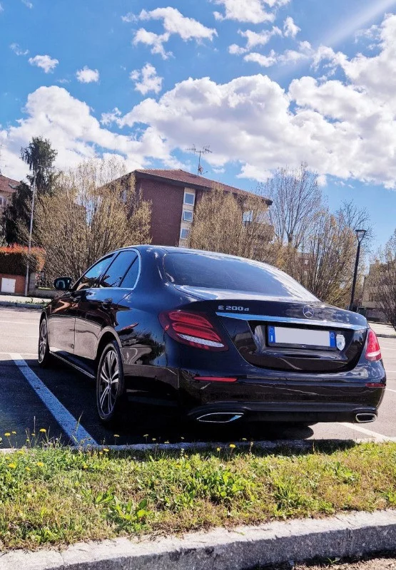 Mercedes-Benz E Class 2019 - Photo 2