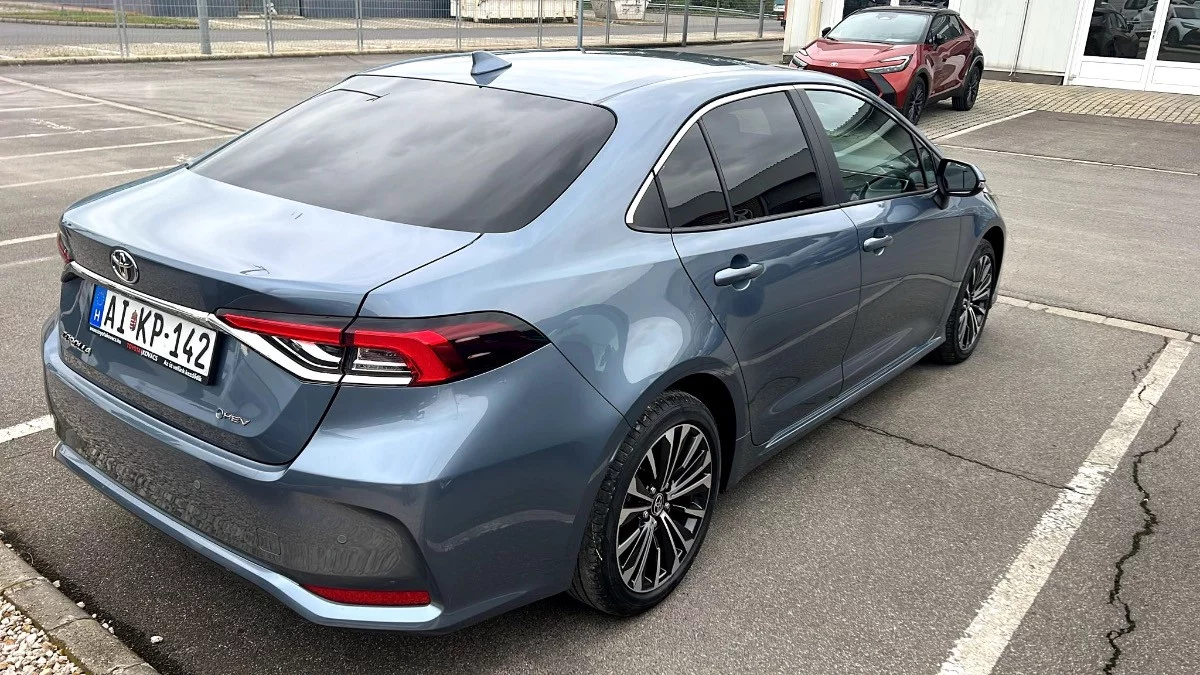 Toyota Corolla 2025 - Photo 2