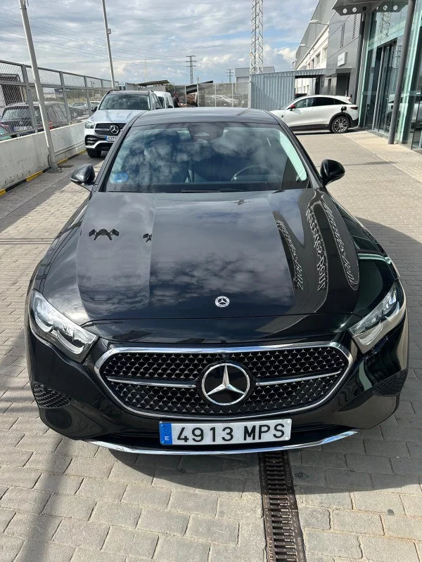Mercedes-Benz Class E 2023 - Photo 2
