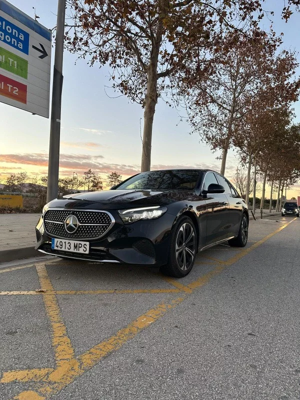 Mercedes-Benz Class E 2023 - Photo 3