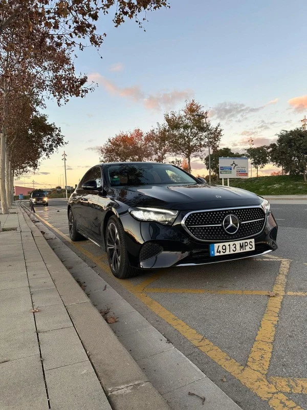 Mercedes-Benz Class E 2023 - Photo 4
