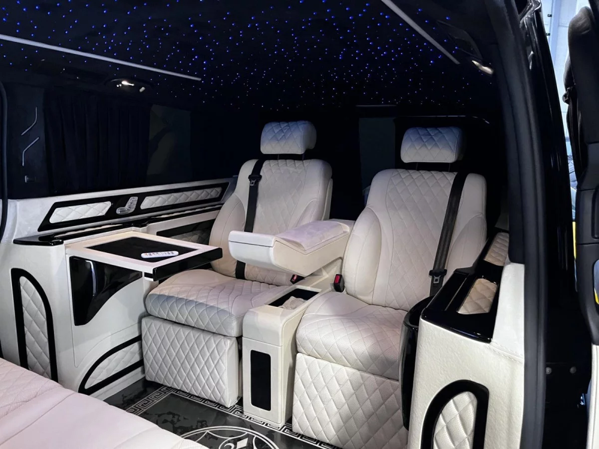 Mercedes-Benz Mercedes Benz V class 2022 - Photo 2