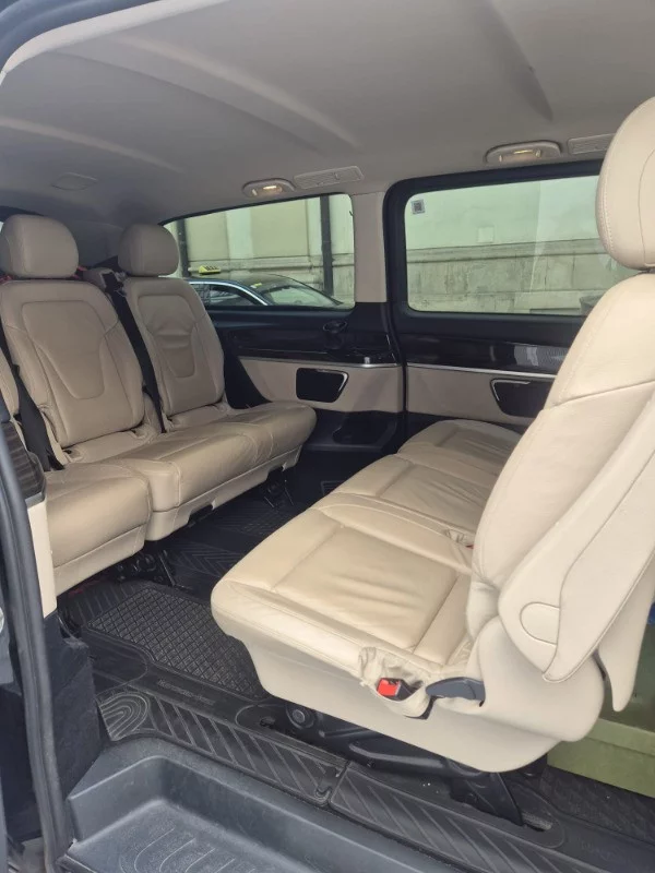 Mercedes-Benz Class-V 2022 - Photo 4
