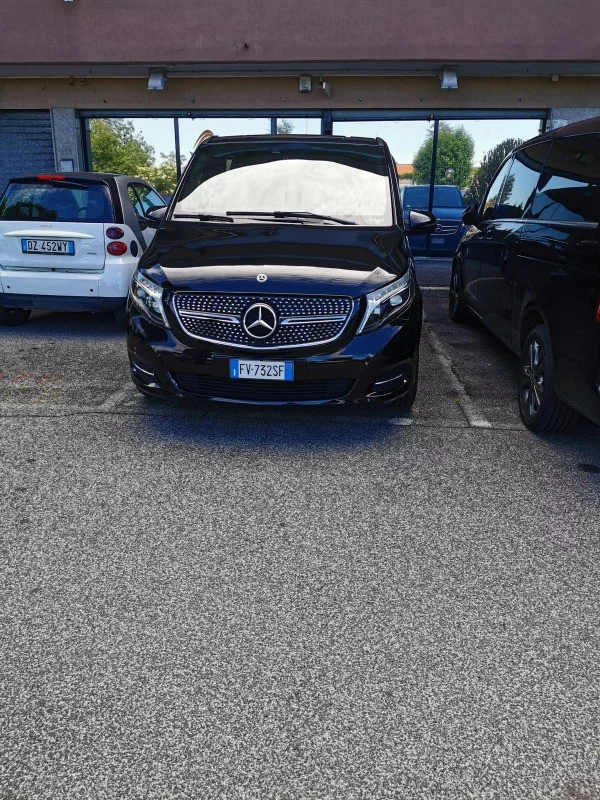 Mercedes-Benz Class-V 2023
