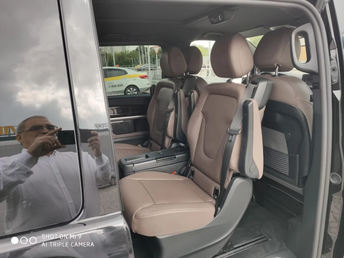Mercedes-Benz V Class 2024 - Photo 2