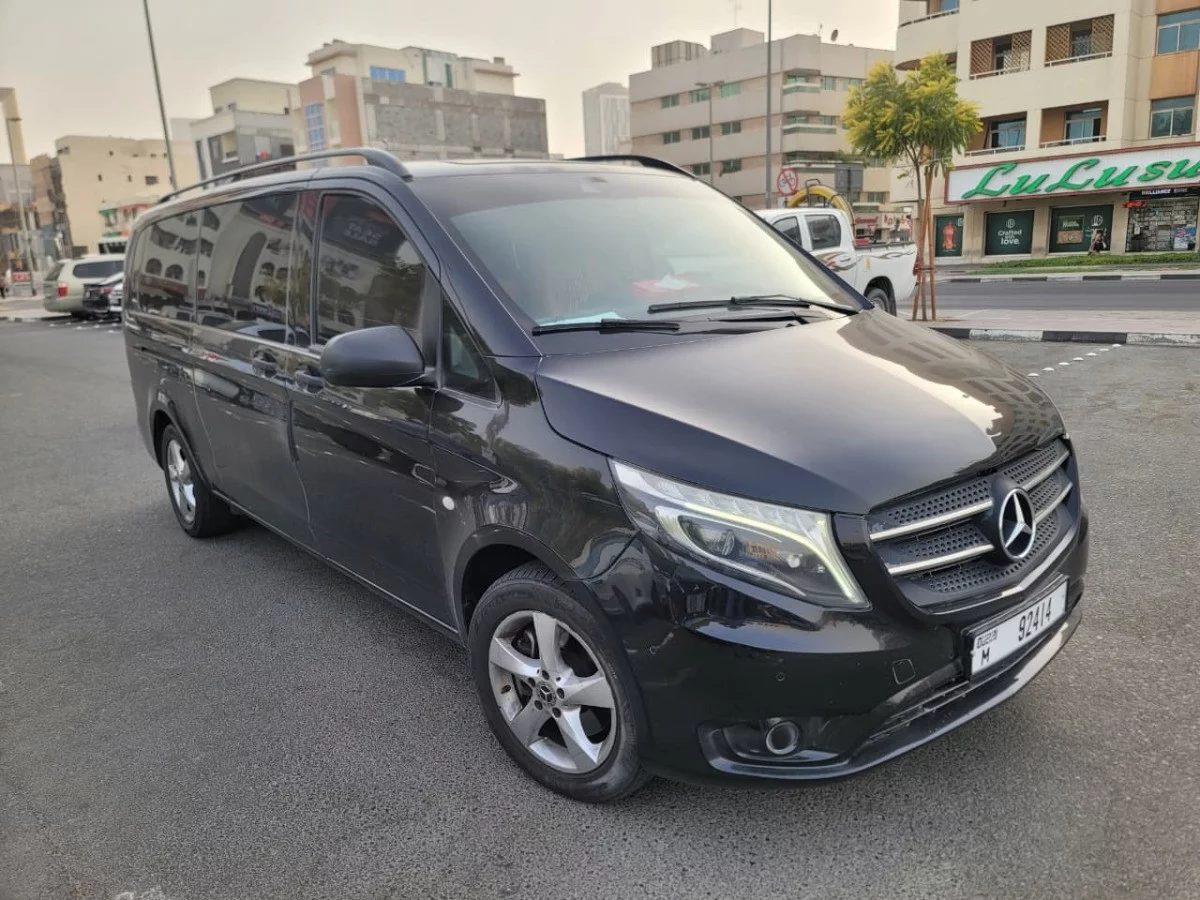 Mercedes-Benz classe V 250 2022 - Photo 2