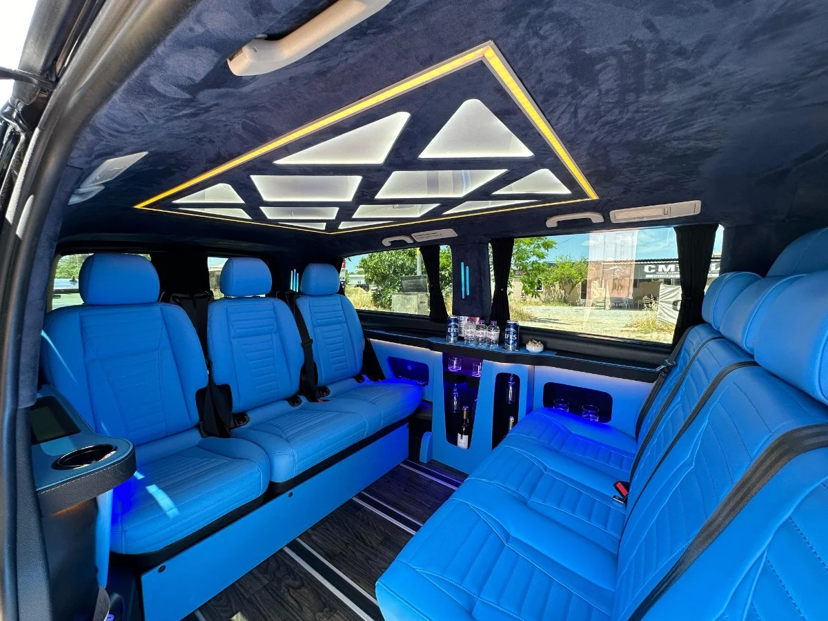 Mercedes-Benz Vito 2023 - Photo 2