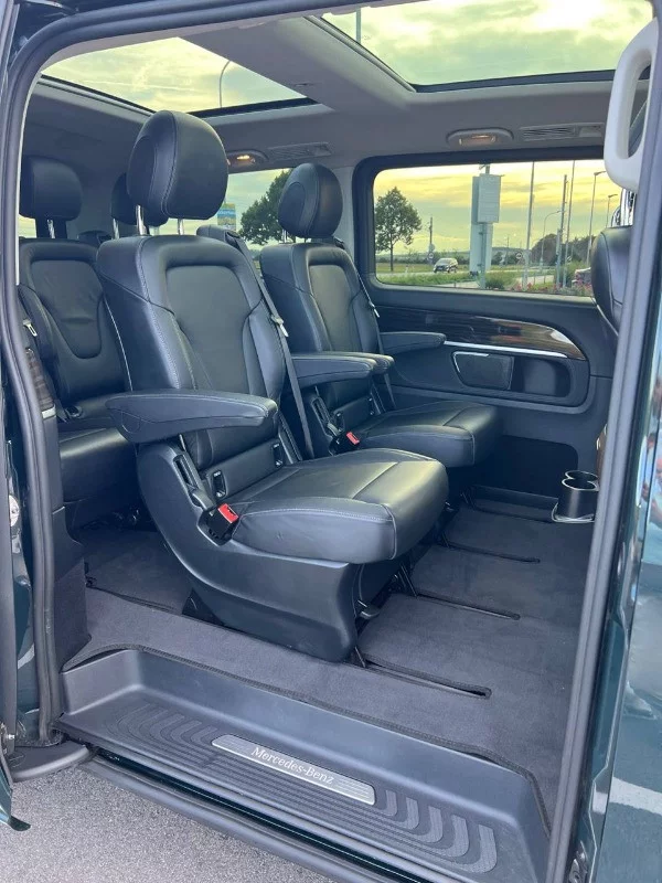 Mercedes-Benz V Class 2019 - Photo 2